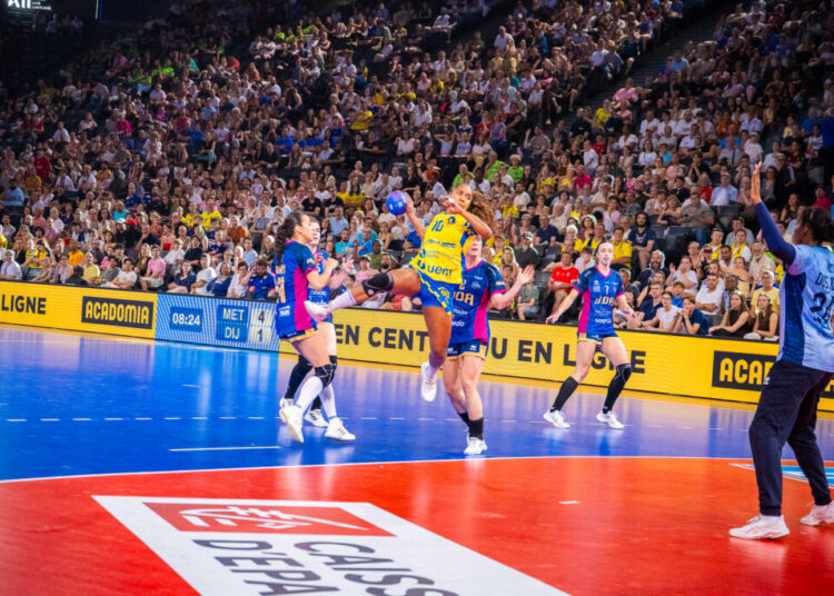 Etude | Le handball, bon dernier des sports collectifs dans le coeur des Français !