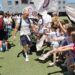 Le capitaine de l’Union Bordeaux Bègles, Maxime Lucu, a étrenné la haie d’honneur formée pour le départ des joueurs vers Bilbao.