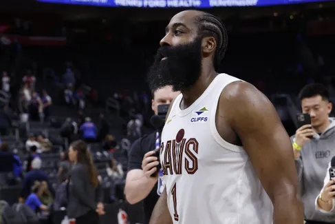James Harden a fait taire le public de Detroit