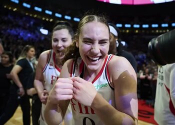 Le Fire de Carla Leite remporte son premier match WNBA au buzzer !