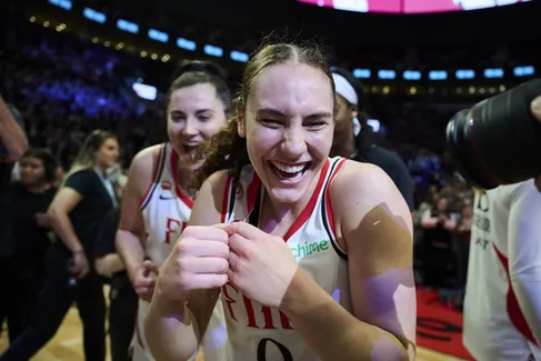 Le Fire de Carla Leite remporte son premier match WNBA au buzzer !
