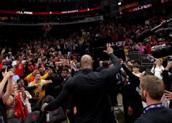 LeBron James, le déclin toujours reporté