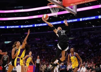 Les Aces se reprennent face aux Sparks