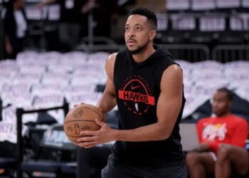 Les Hawks tiennent à CJ McCollum