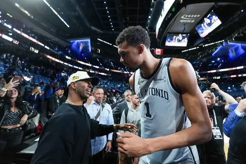 L’ombre de Chris Paul plane sur la série Thunder – Spurs