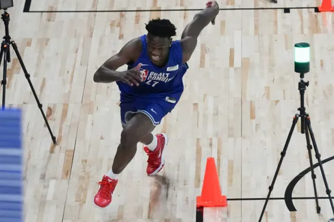 Lors du Draft Combine, AJ Dybantsa passe son premier grand oral