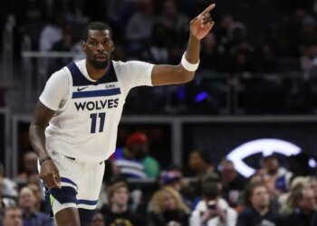 Naz Reid reproche aux Wolves de ne pas être assez altruistes