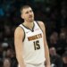 Nikola Jokic en tenue avec la Serbie cet été