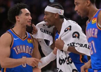 Quand Shai Gilgeous-Alexander dit à Jared McCain de se calmer