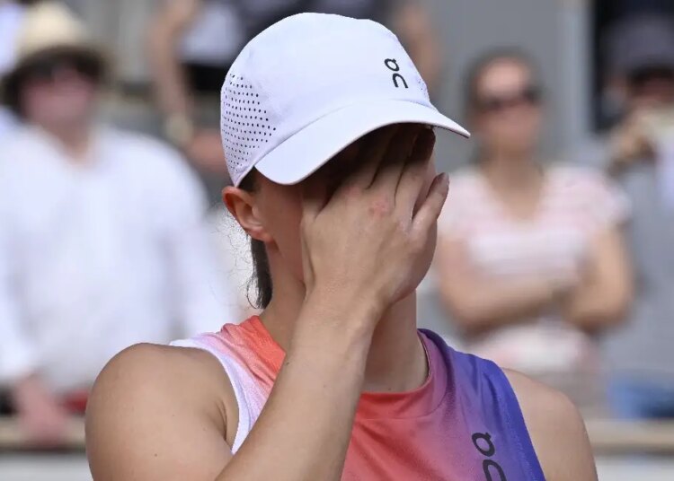 Roland Garros > Au tour de la quadruple lauréate du tournoi de prendre la porte !