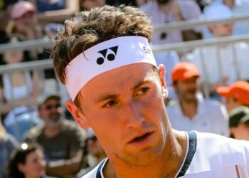 Roland Garros > Casper Ruud, sur les défaites de Sinner et Djokovic : "C'est assez rafraîchissant ce tournoi, de se dire qu'il y aura un nouveau champion de Grand Chelem le week-end prochain"