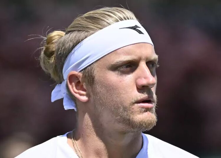 Roland Garros > Davidovich Fokina proche de l'insolation : "Je n'ai pas eu l'opportunité de m'acclimater. Il y a 22 degrés de plus qu'à Hambourg"
