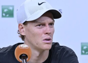 Roland Garros > Sinner met les choses au clair sur sa défaite surprise : "Ce n'était vraiment pas à cause de la chaleur. Les conditions étaient tout à fait acceptables pour jouer. C'était juste moi aujourd'hui"