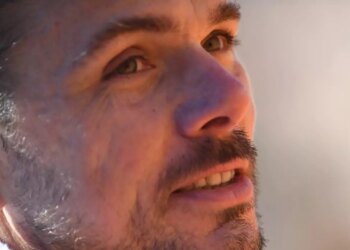 Roland Garros > Wawrinka pense à une surprise au sujet de son short de 2015 : "Je vais aller demander au musée, je ne suis pas sûr, si on peut les nettoyer avant…"