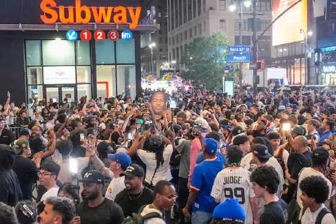 Sans surprise, les fans des Knicks ont aussi envahi Cleveland