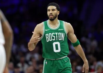 Touché au genou, Jayson Tatum va rater le Game 7 !