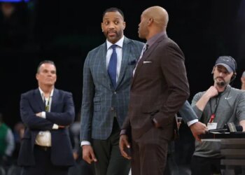 Tracy McGrady retrouve son fils à Wagner College