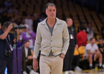 Vague de licenciements également chez les Lakers