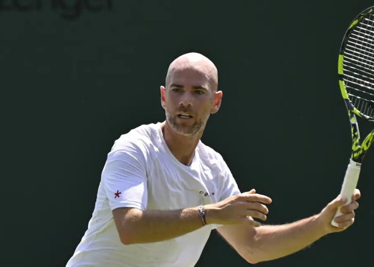 ATP, France > "Il est impossible de ne pas aimer Adrian Mannarino. Il est chauve, il n'a pas gagné sur terre battue depuis 1998 mais dès que le gazon arrive, il se transforme", explique José Moron