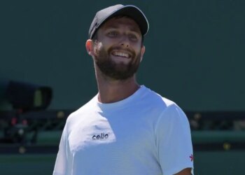 ATP - Queen's > La blague de Moutet ne passe vraiment pas : "C'est vraiment déplacé. C'est une chose de vouloir être drôle mais il n'y a pas besoin d'en arriver là"