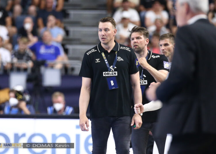 All | Filip Jicha n'est plus le coach de Kiel