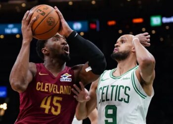 Avant James Harden, les Cavs ont pensé à Derrick White et Jrue Holiday