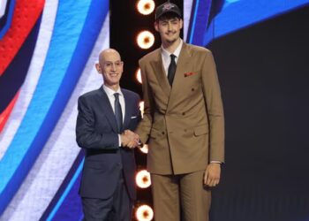 Avec Aday Mara, le Thunder construit sa version des « Twin Towers »