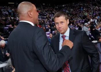 Dave Joerger, l’expérience NBA dans le viseur du Paris Basket