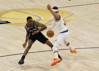 De’Aaron Fox en quête d’équilibre (et d’adresse) chez les Spurs