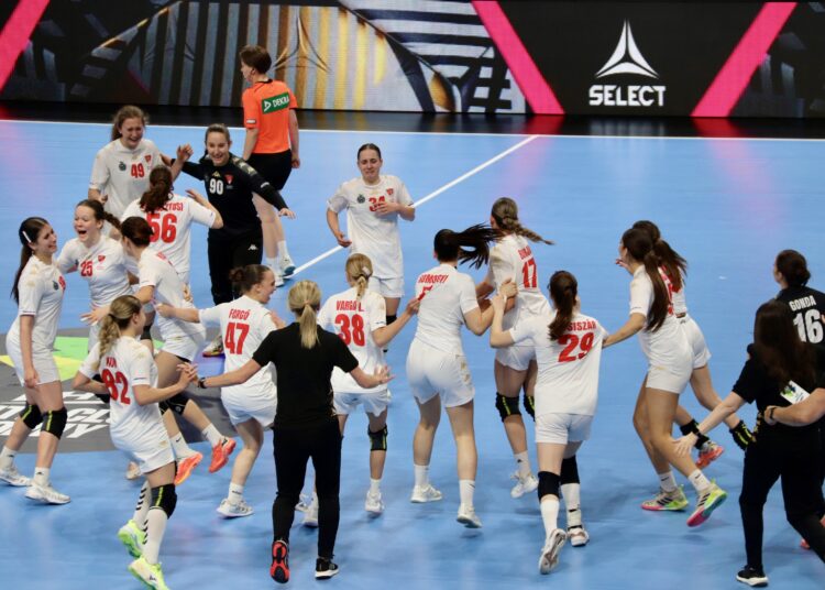 EHF | Debrecen s’offre le premier EHF Youth Club Trophy féminin à Budapest
