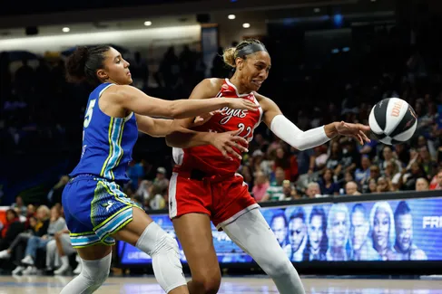 Fin de série pour les Aces, fessées à Dallas