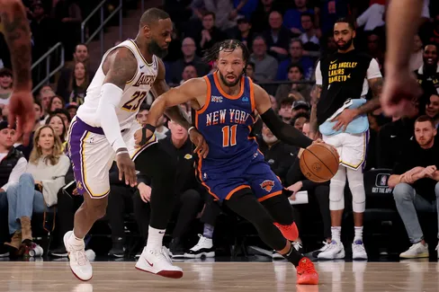 LeBron James et Steve Nash analysent ce qui rend Jalen Brunson si difficile à défendre