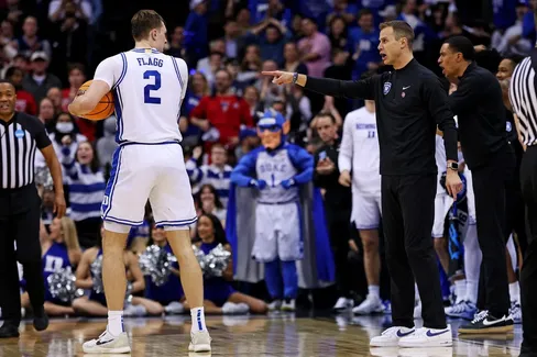 Les Mavericks laissent le temps de la réflexion à Jon Scheyer