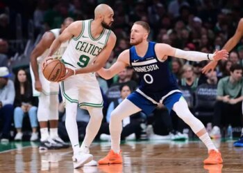 Les Wolves aimeraient bien mettre la main sur Derrick White