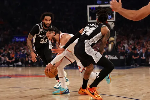 Mike Brown peste contre l’attaque beaucoup trop figée des Knicks