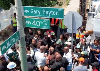Oakland offre sa rue à Gary Payton