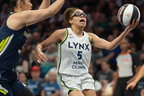 Olivia Miles confirme, le Lynx déroule