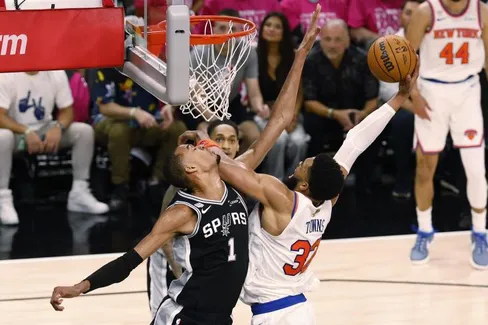 Pronostics NBA | Misez sur le duel entre Victor Wembanyama et Karl-Anthony Towns