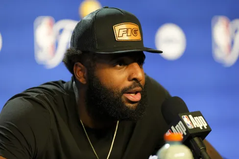Quatre autres équipes, dont les Lakers, intéressées par Mitchell Robinson ?