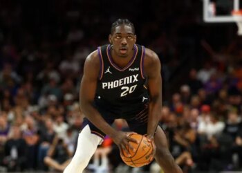 Rasheer Fleming vise une place de titulaire à Phoenix