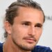 Roland Garros > Alexandre Zverev est à nouveau joueur : "A l'époque où j'avais du mal avec mon deuxième service. Je savais que mon service pouvait me lâcher à tout moment. Donc, effectivement, je me sens différent aujourd'hui"