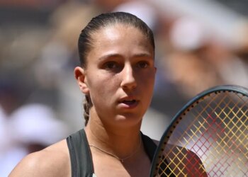 Roland Garros > Alizé Cornet sur la défaite de Diane Parry : "Aujourd'hui, c'était un match plutôt médiocre, et je pense qu'elle en est consciente"