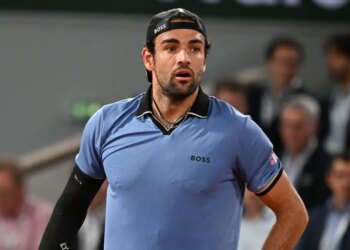 Roland Garros > Jim Courier, après l'abandon de Matteo Berrettini : "Malheureusement pour lui, et c’est une question de génétique, il est bâti comme une Ferrari"