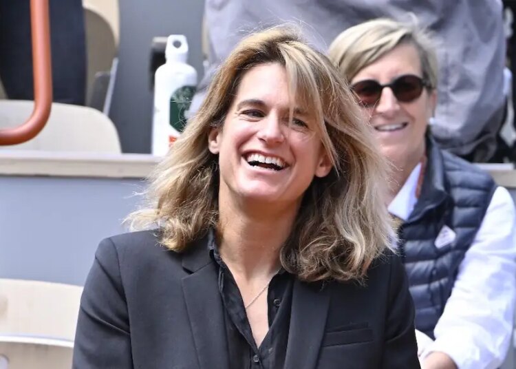 Roland Garros > Mauresmo persiste et signe sur l'arbitrage : "Je trouve important de continuer à avoir confiance en l'humain. Mais la discussion reste ouverte"