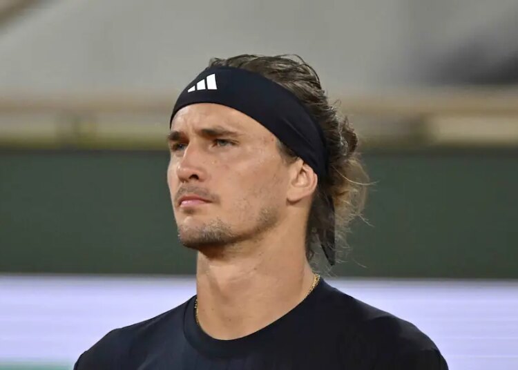 Roland Garros > Zverev sur son statut de favori : "Mon téléphone est éteint, mais il l’est depuis environ sept ans pendant les tournois du Grand Chelem"