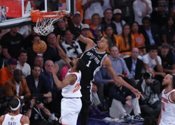 Trois victoires à l’extérieur pour commencer les Finals, une série déjà rarissime