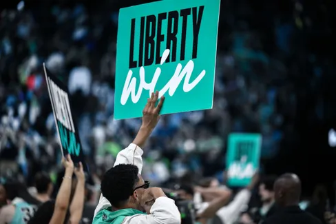 Vainqueur des Mystics, le Liberty file en finale de la Commissioner’s Cup