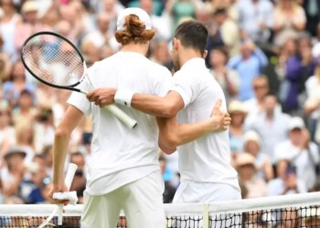Wimbledon > Djokovic, lors de son entraînement avec Sinner : "Je n'ai aucun conseil à lui donner mais je tiens quand même à lui dire une chose"
