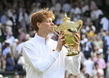 Wimbledon > "Je sais que Sinner est le grand favori, et il s'imposera sans doute si son état physique le lui permet, mais ce serait formidable que Djokovic termine sa carrière avec 25 titres du Grand Chelem", déclare José Moron