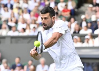 Wimbledon > John McEnroe sur Novak Djokovic : "Je l'ai vu faire ça 500 fois et on continue de se dire la même chose"